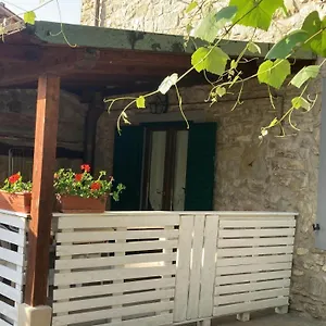 https://da-valentino-e-manuela.it-tuscanyhotel.com